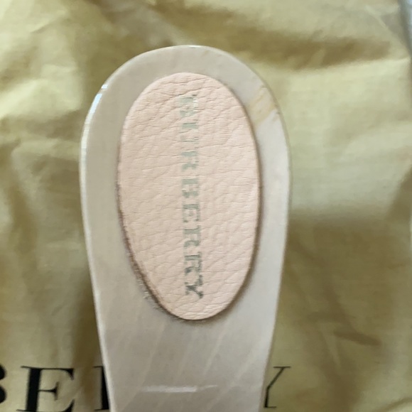Authentic Burberry pink slip in slides size 39 M - Picture 7 of 11